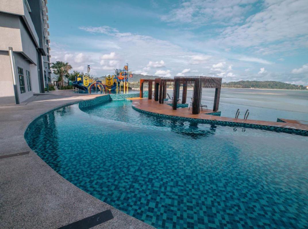 Cozy Seaview Studio At Imperium Residence Tanjung Lumpur Kuantan Eksteriør bilde